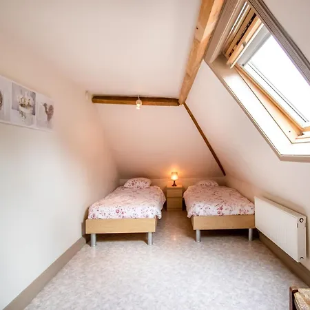 Holiday home With Hills In Comines-warneton, Cleaning Included *