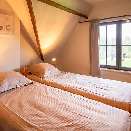 With Hills In Comines-warneton, Cleaning Included *