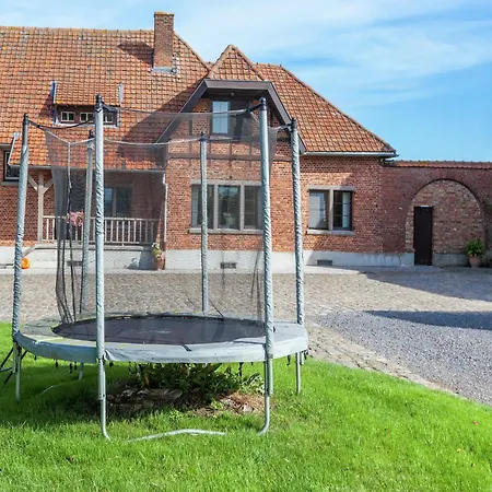 Holiday home With Hills In Comines-warneton, Cleaning Included